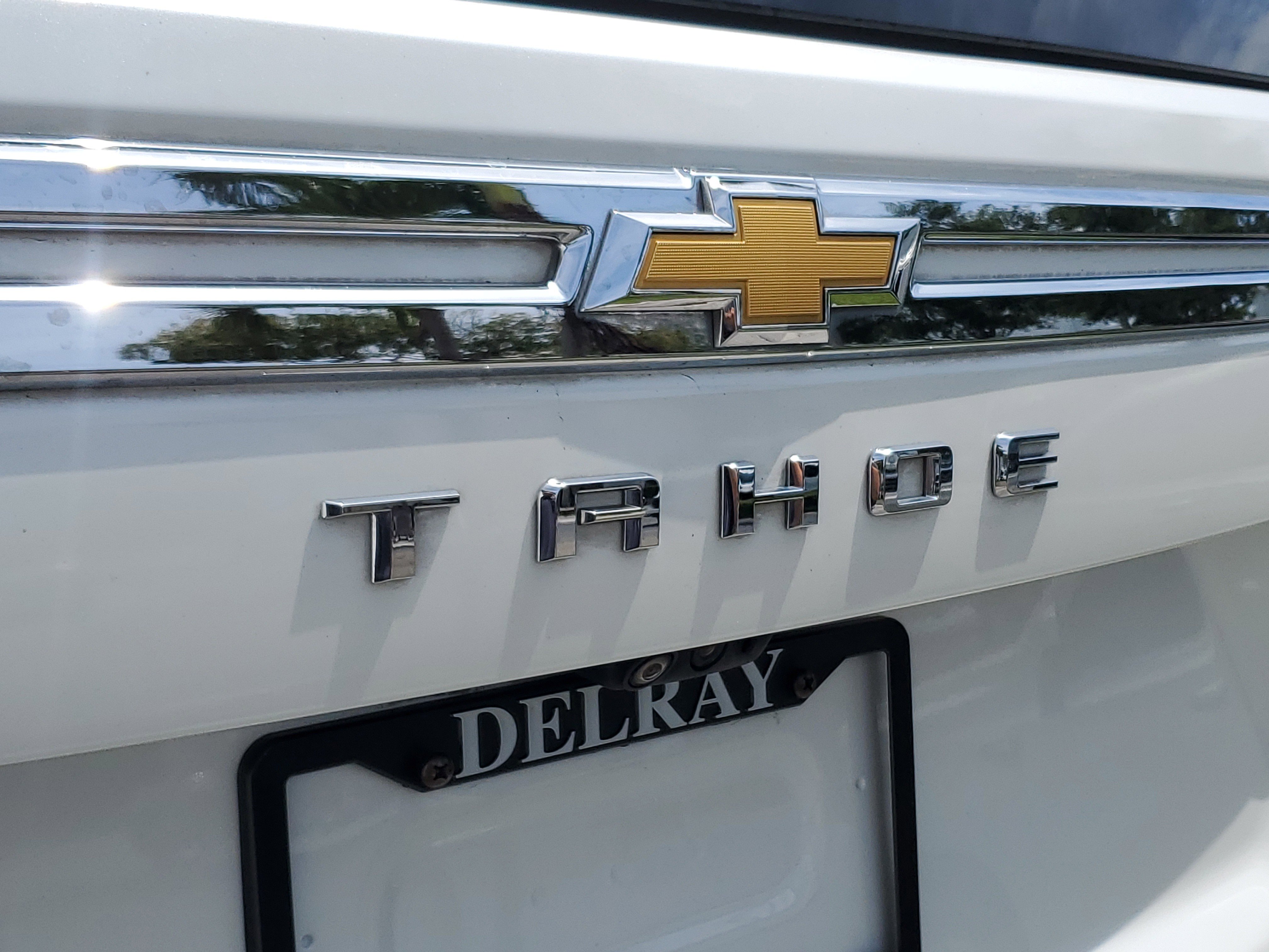 Used 2021 Chevrolet Tahoe Premier w/ Premium Package RWD image 9