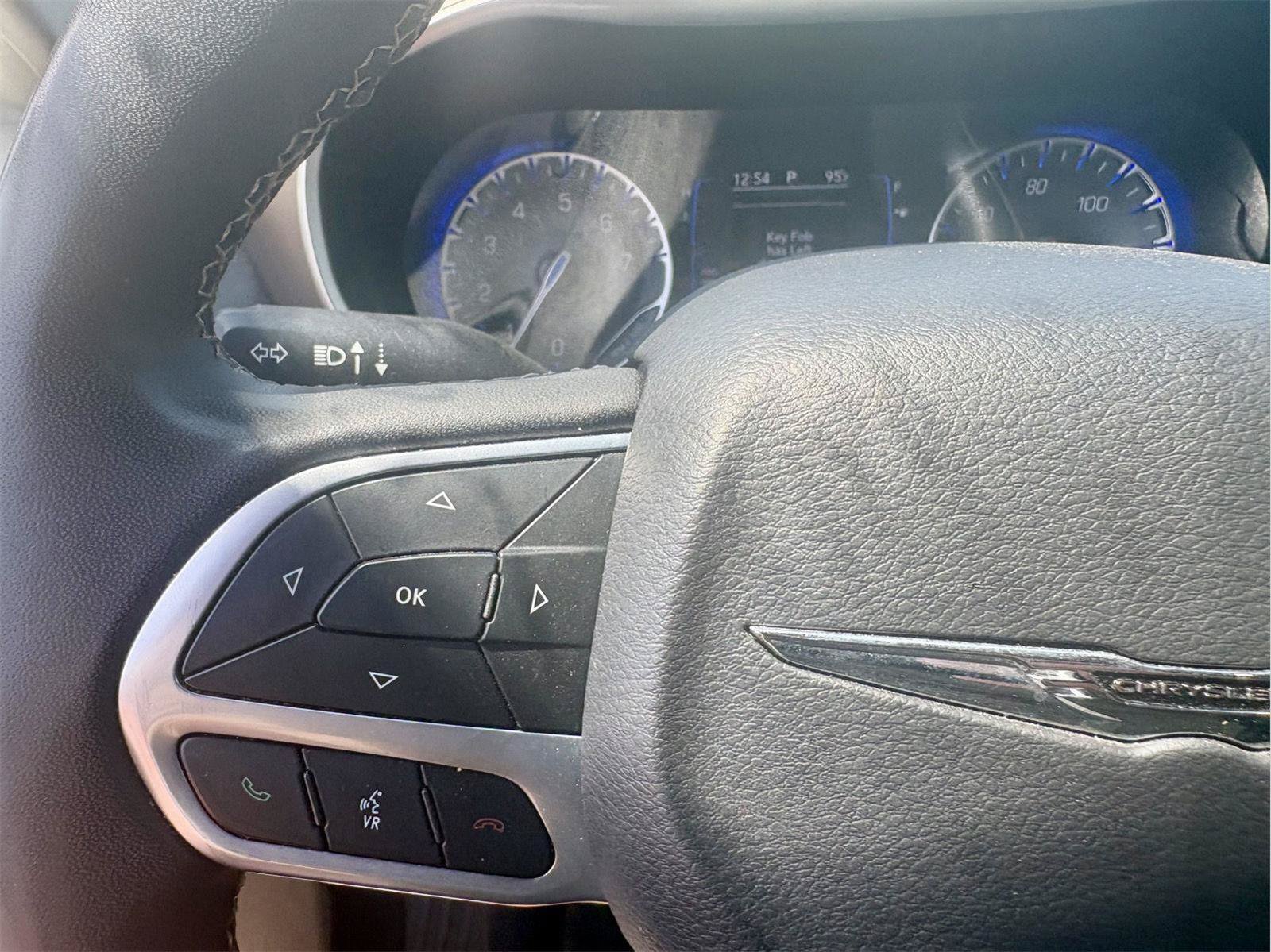 Used 2023 Chrysler Voyager LX FWD image 15