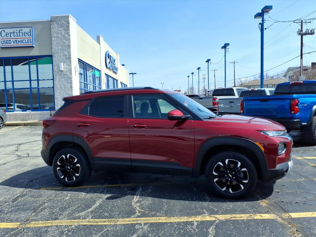 Certified 2023 Chevrolet TrailBlazer LT w/ Convenience Package image 2