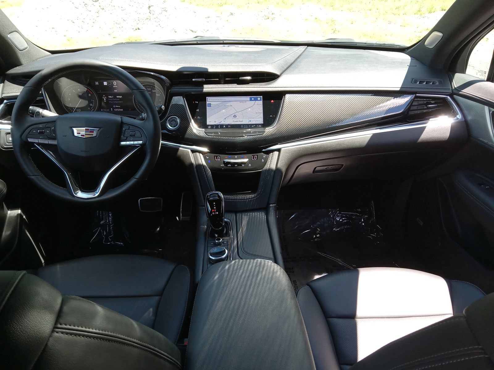 Used 2024 Cadillac XT6 Sport w/ LPO, ONYX Package AWD/4WD image 23
