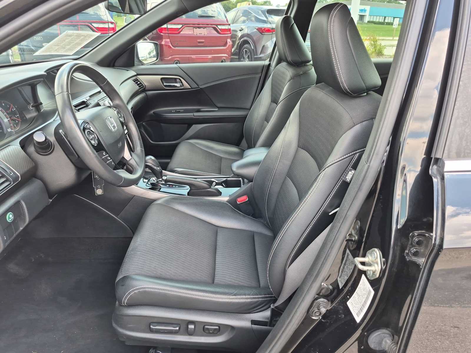 Certified 2017 Honda Accord Sport image 15