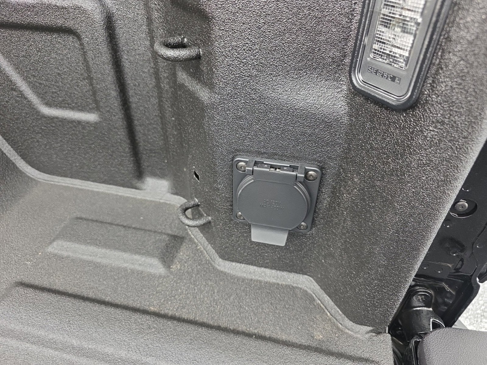 Used 2025 GMC Sierra 1500 Denali image 24