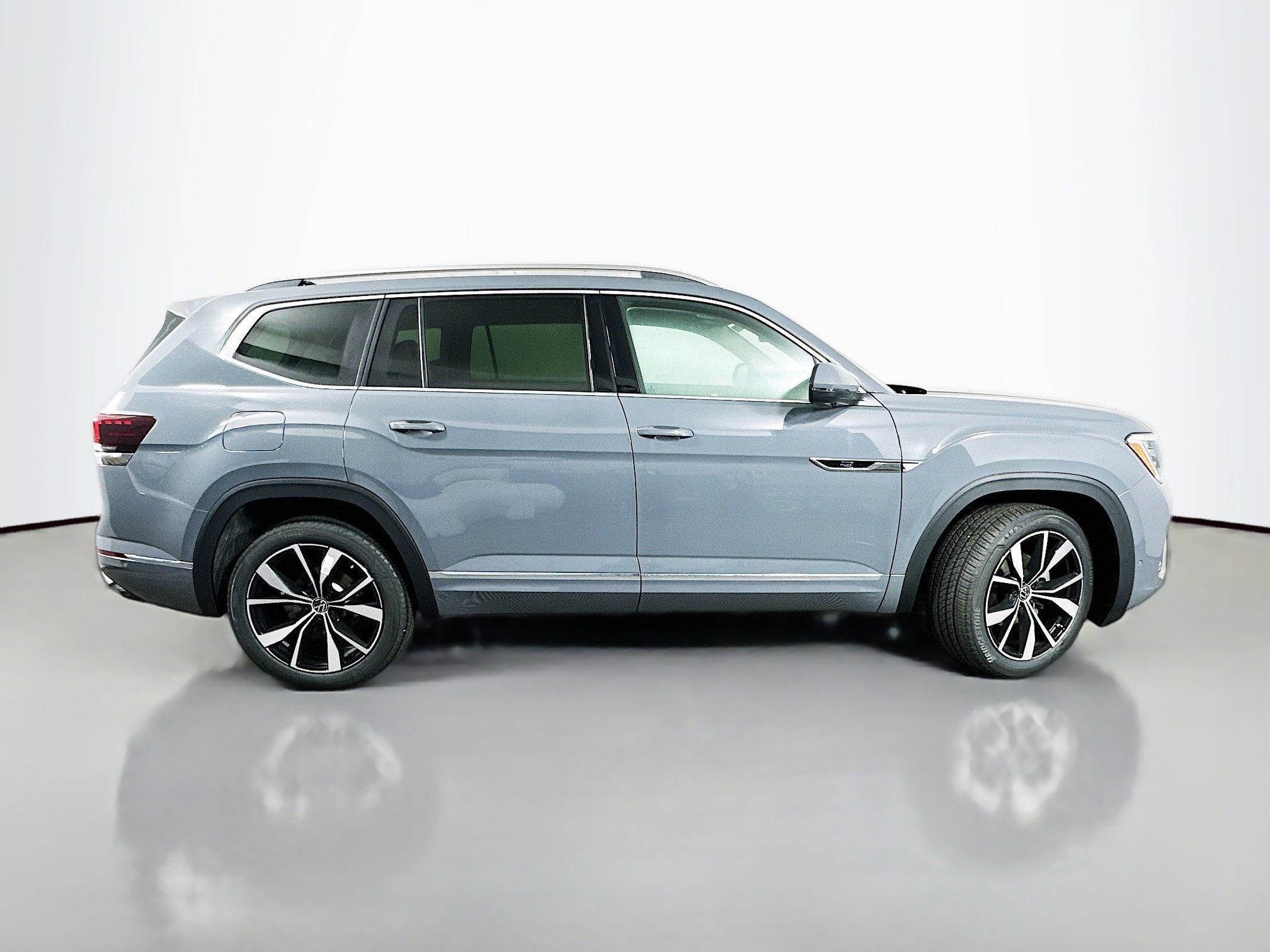 New 2026 Volkswagen Atlas SEL Premium R-Line image 8