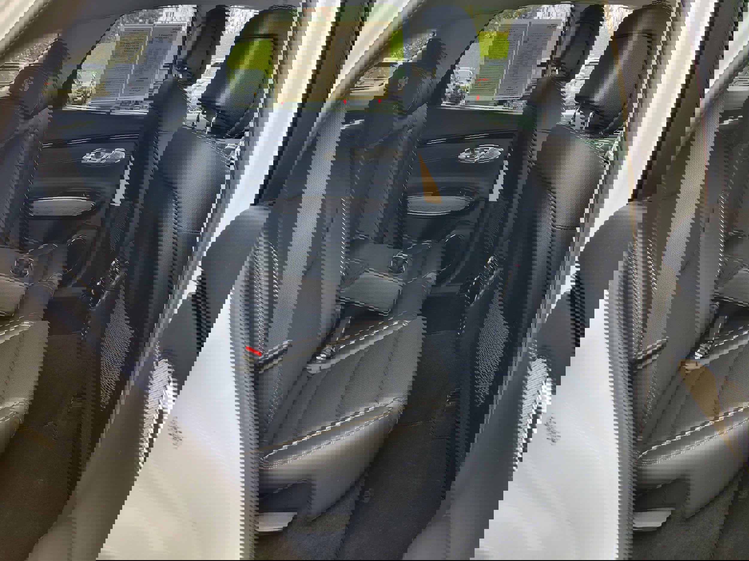 Used 2022 Genesis GV70 2.5T w/ Advanced Package image 30