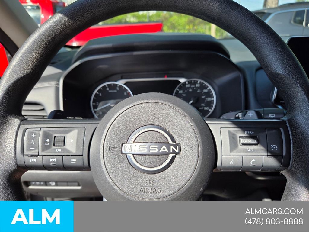 Used 2024 Nissan Rogue S image 21
