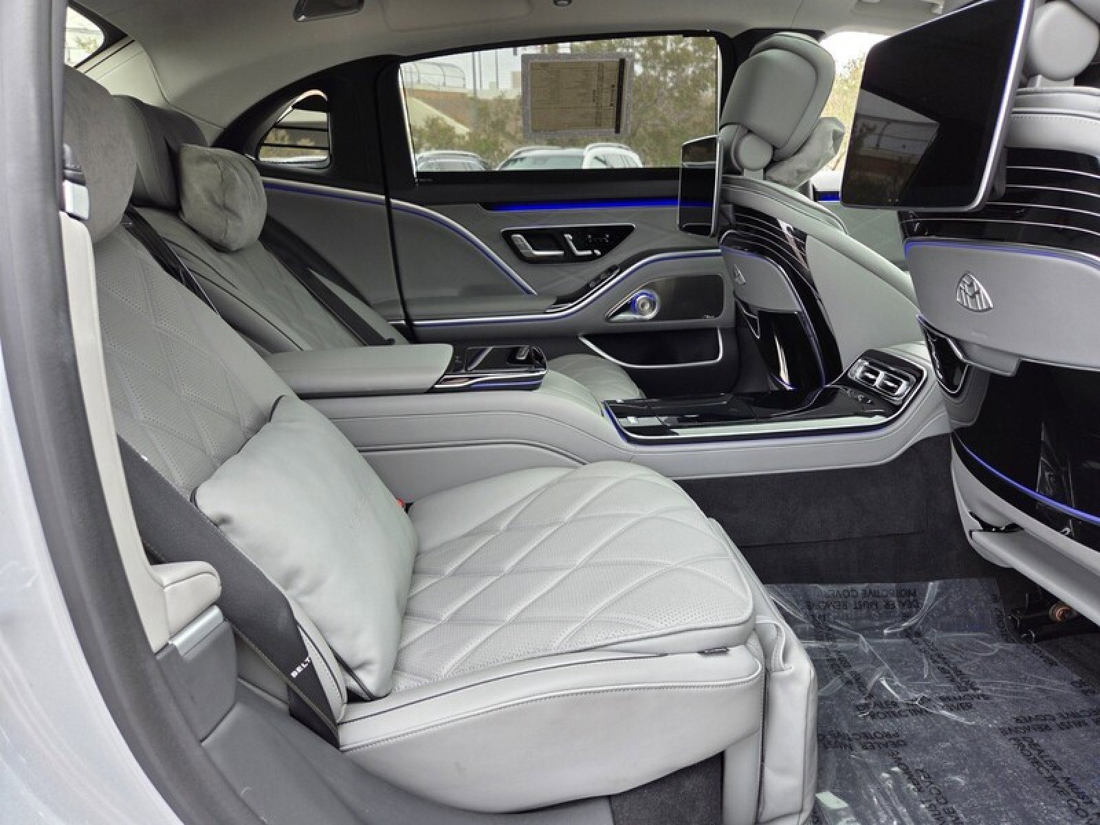 Certified 2023 Mercedes-Benz Maybach S 680 4MATIC image 16