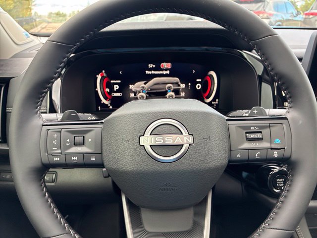 New 2026 Nissan Pathfinder Platinum AWD/4WD image 13