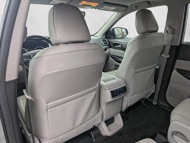 Used 2018 Toyota Highlander XLE FWD image 24