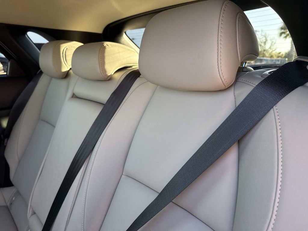 Certified 2025 MAZDA CX-30 AWD 2.5 S w/ Preferred Package image 18