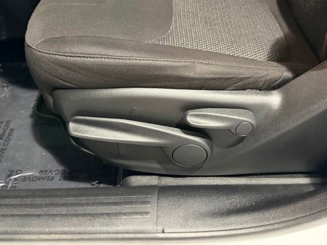 Used 2021 Jeep Cherokee Latitude FWD image 25