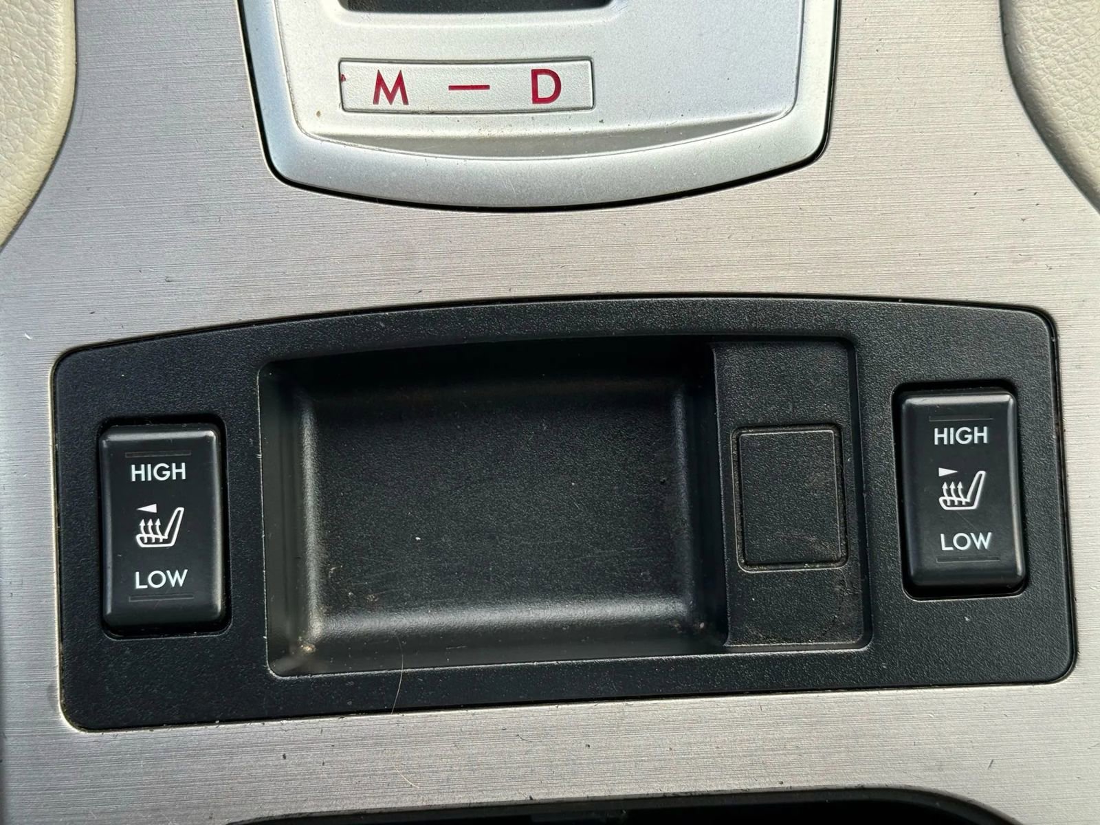 Used 2013 Subaru Legacy 2.5i Premium w/ All-Weather Pkg + Moonroof image 34