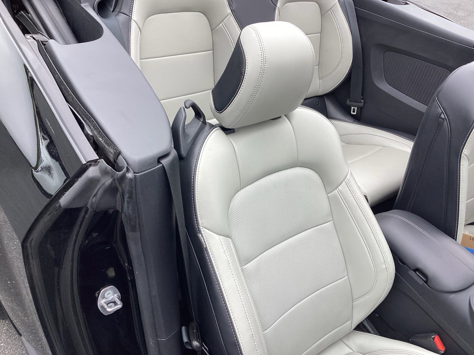 Used 2024 Ford Mustang Premium image 22
