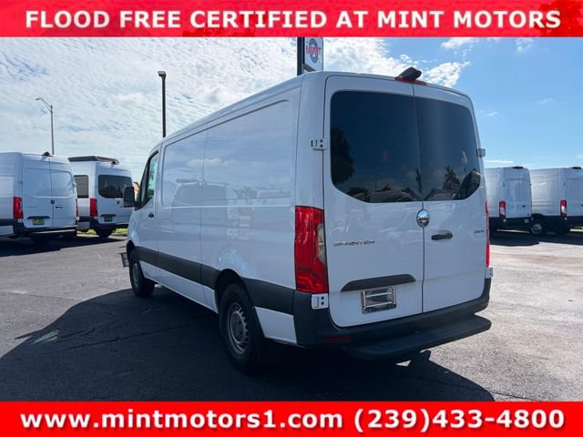 Used 2019 Freightliner Sprinter 2500 RWD image 24