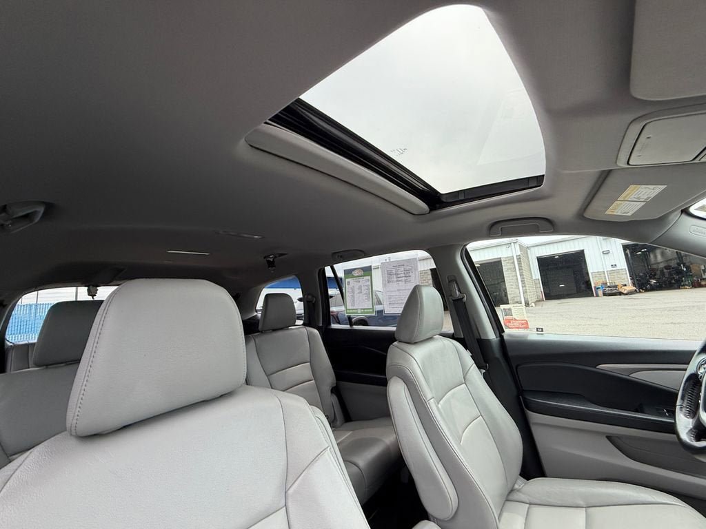 Used 2017 Honda Pilot EX-L image 28