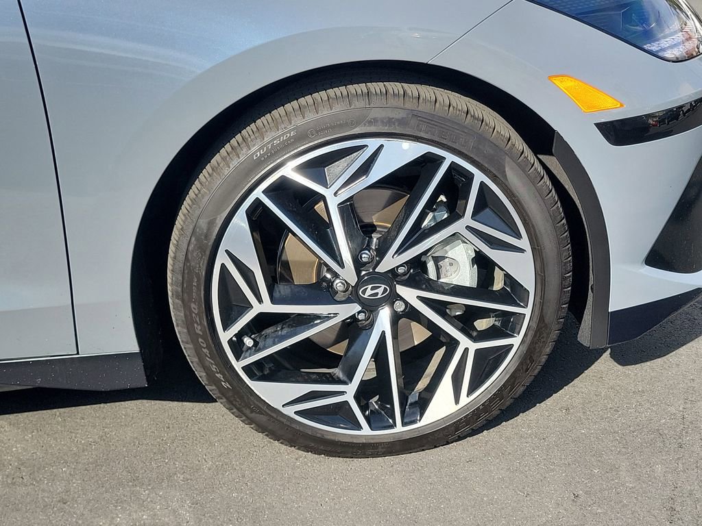 Used 2023 Hyundai Ioniq 6 SEL image 5