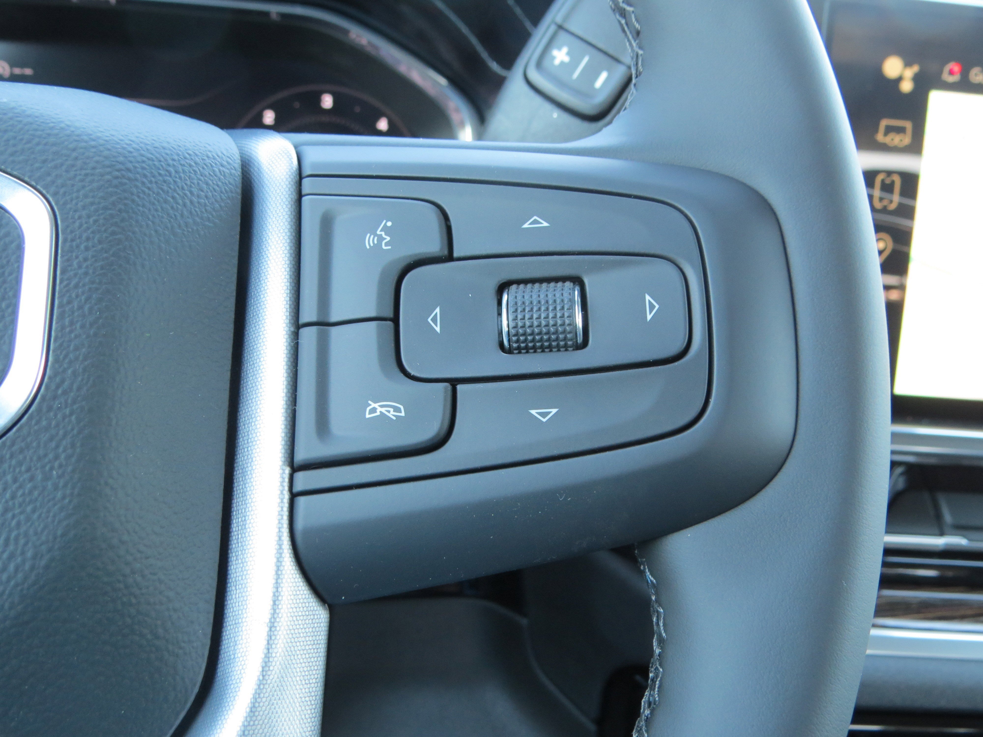 New 2025 GMC Sierra 1500 Elevation image 20