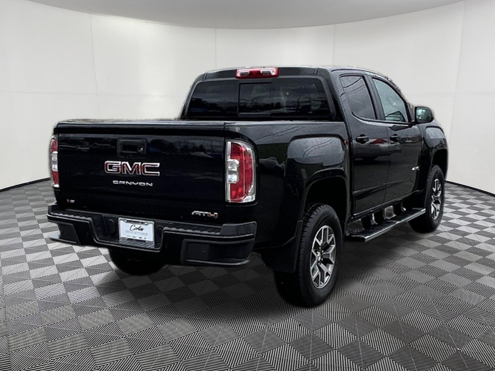 Used 2022 GMC Canyon AT4 image 6