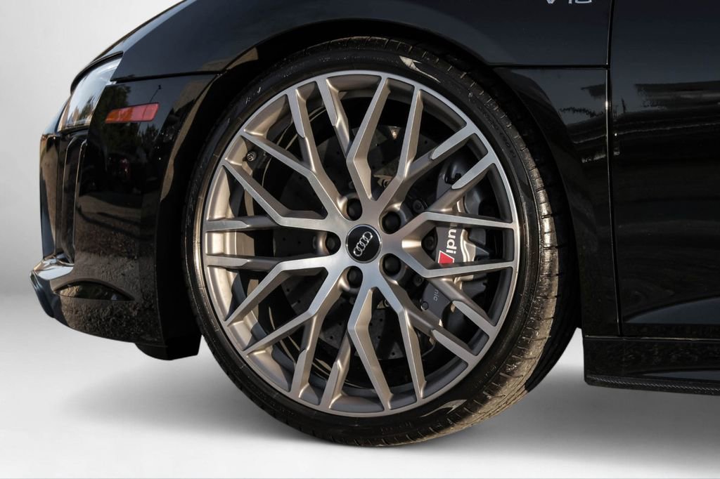 Used 2018 Audi R8 V10 plus image 54