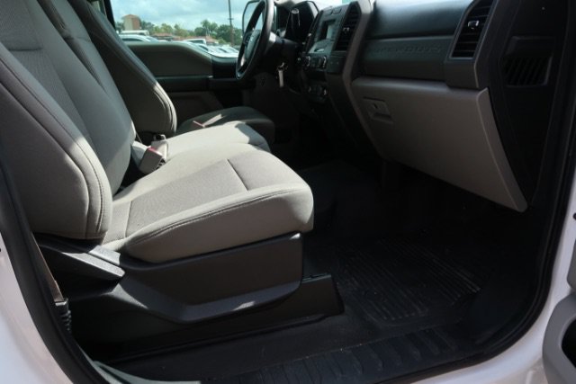 Used 2019 Ford F250 XL w/ Power Equipment Group AWD/4WD image 9