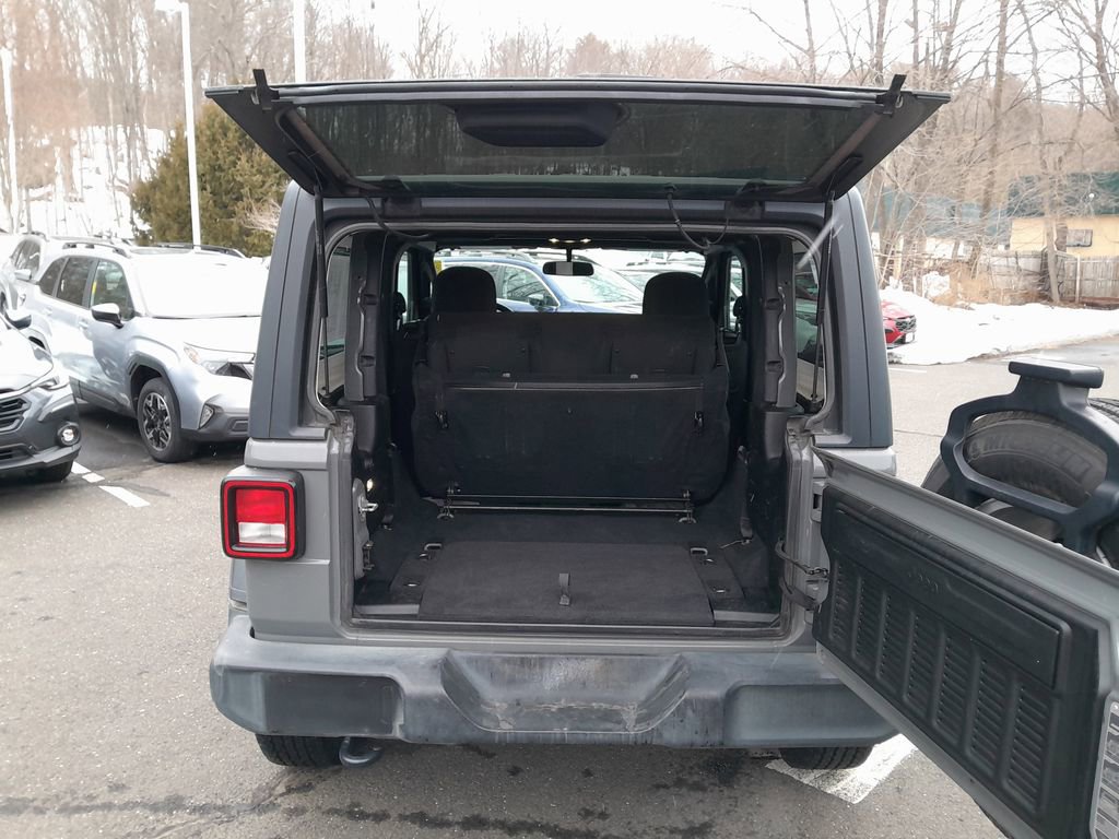 Used 2020 Jeep Wrangler Sport image 32