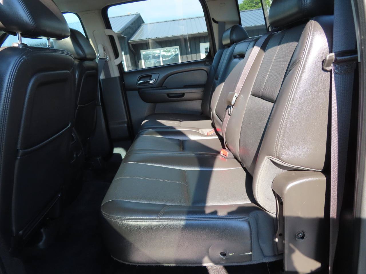 Used 2014 Chevrolet Silverado 3500 LTZ w/ LTZ Plus Package AWD/4WD image 37