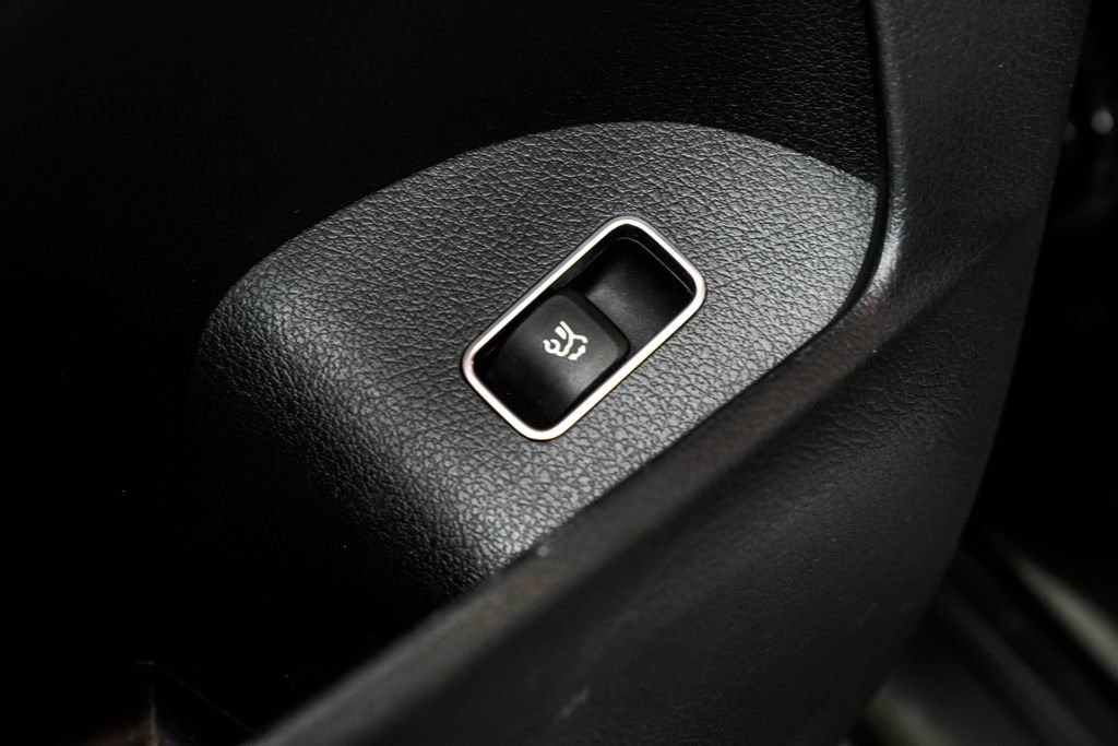 Used 2021 Mercedes-Benz GLE 350 4MATIC image 46