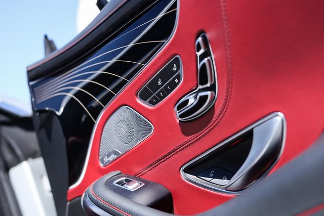 Used 2017 Mercedes-Benz S 550 4MATIC Coupe image 27