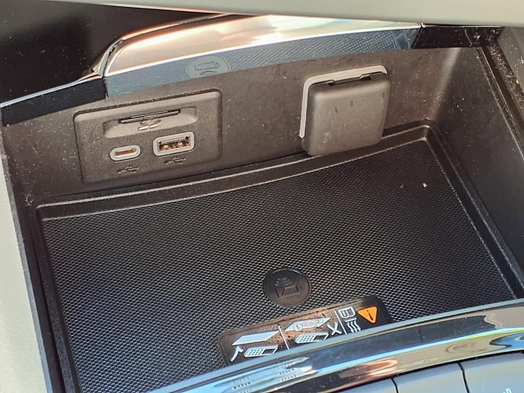 Used 2023 Buick Envision Avenir image 9