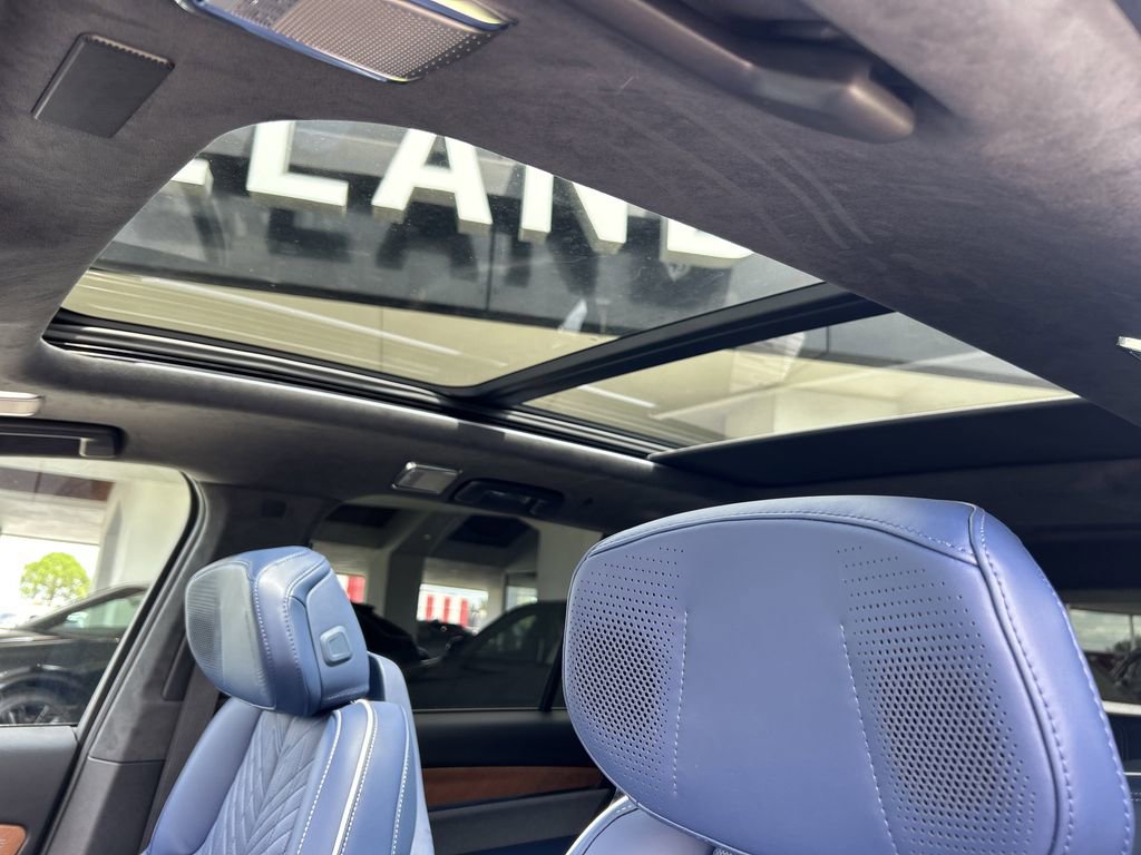 New 2026 Cadillac Vistiq Premium Luxury image 23