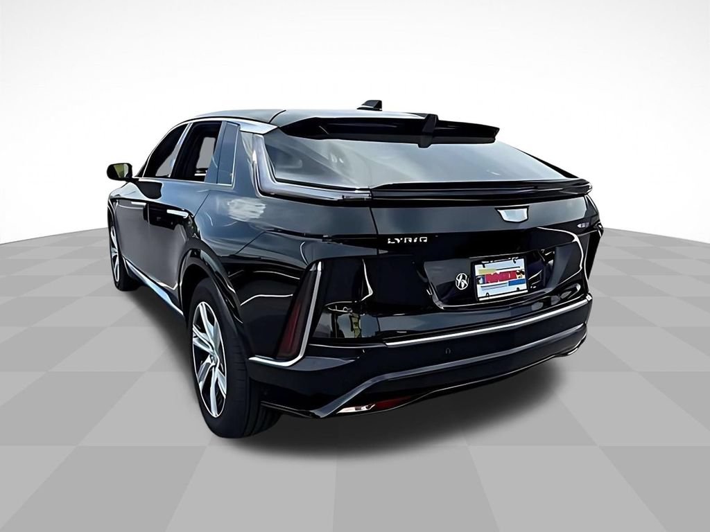 Used 2024 Cadillac Lyriq Tech w/ LPO, Floor Liner Package RWD image 4