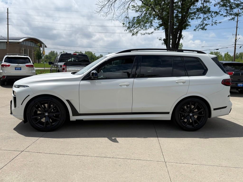 Used 2024 BMW X7 M60i w/ Executive Package AWD/4WD image 7
