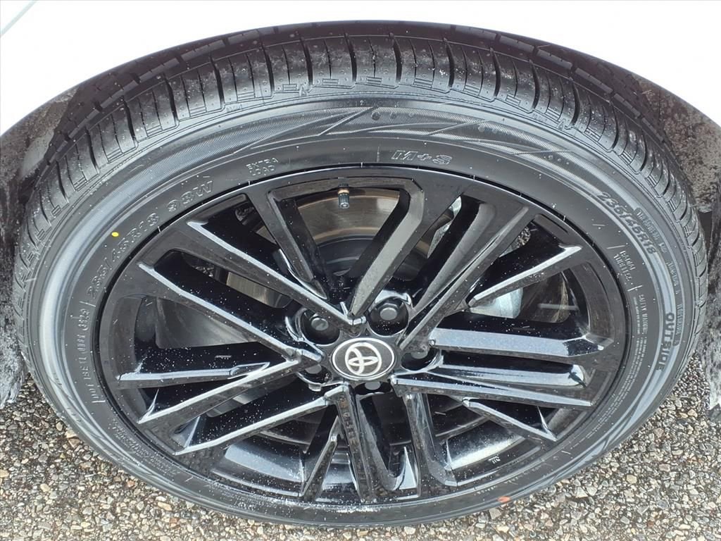 Certified 2025 Toyota Camry SE image 11