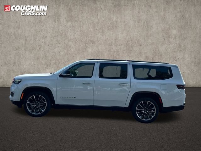 Used 2023 Jeep Wagoneer L Series III w/ Premium Group I AWD/4WD image 7