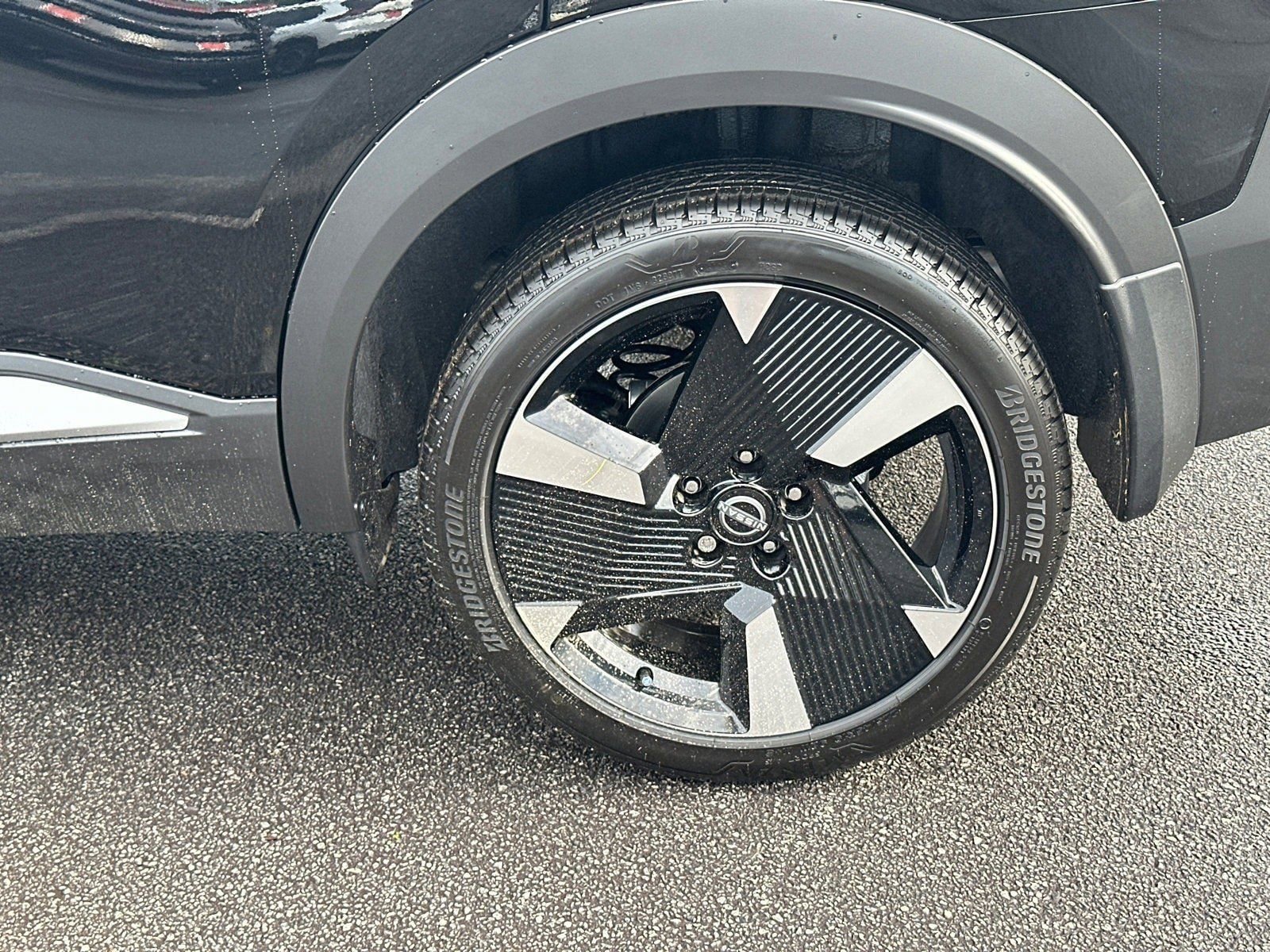 New 2026 Nissan Kicks SR image 19