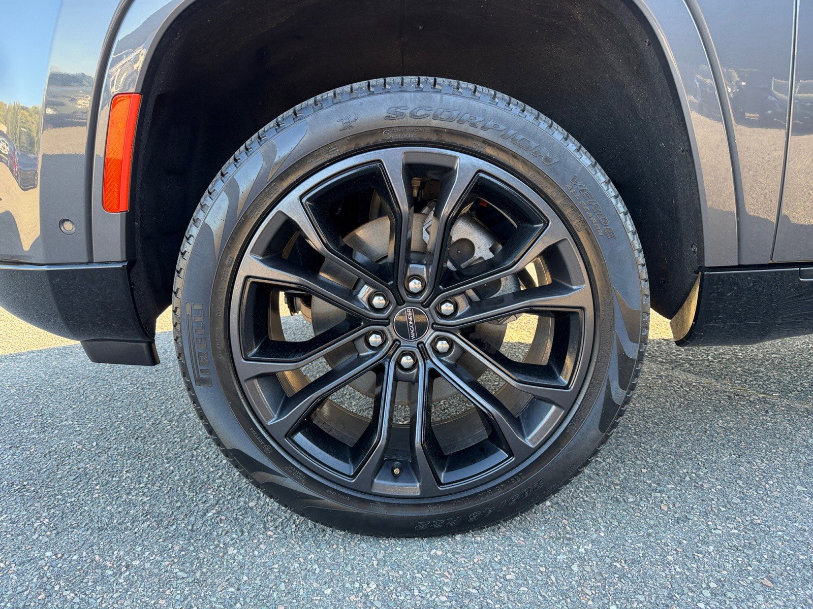 Used 2024 Jeep Grand Wagoneer Series II w/ Quick Order Packagew 28T image 9