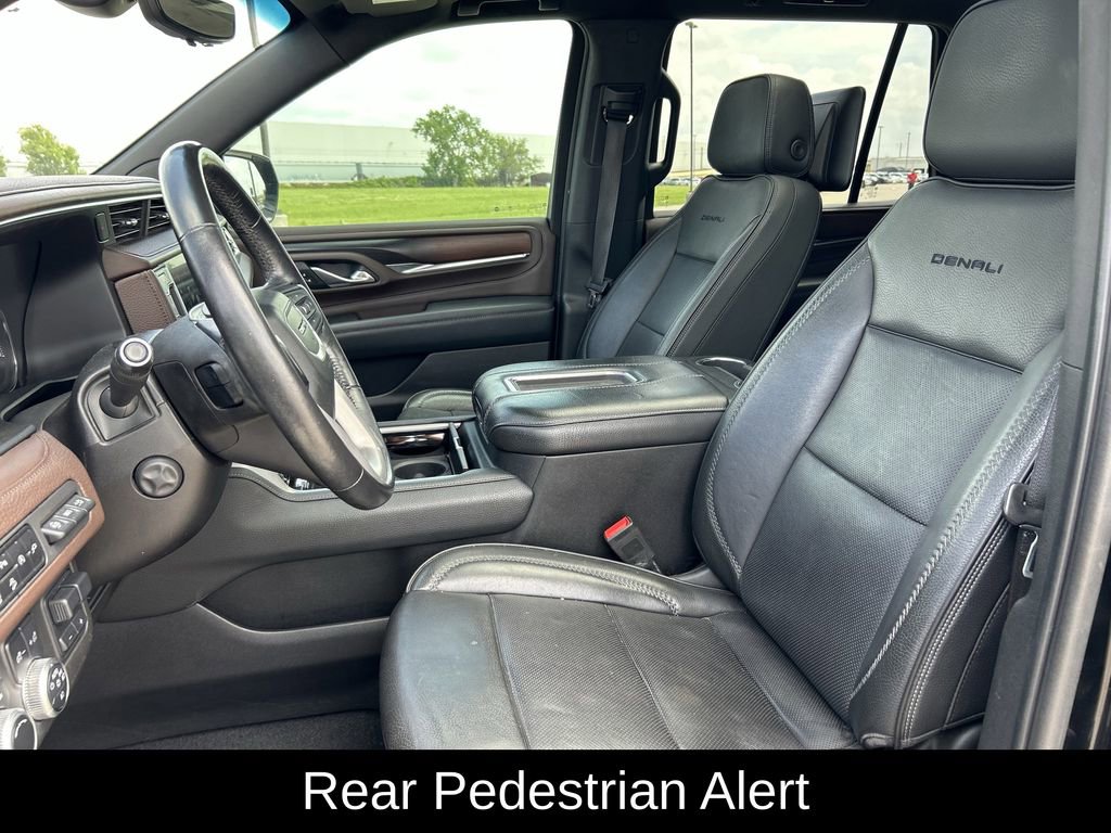 Used 2021 GMC Yukon Denali w/ Denali Premium Package image 33