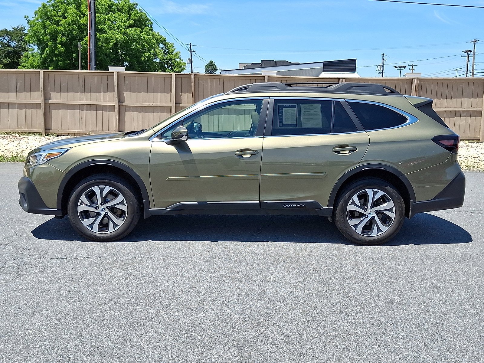 Used 2021 Subaru Outback Limited w/ Popular Package #2 AWD/4WD image 8