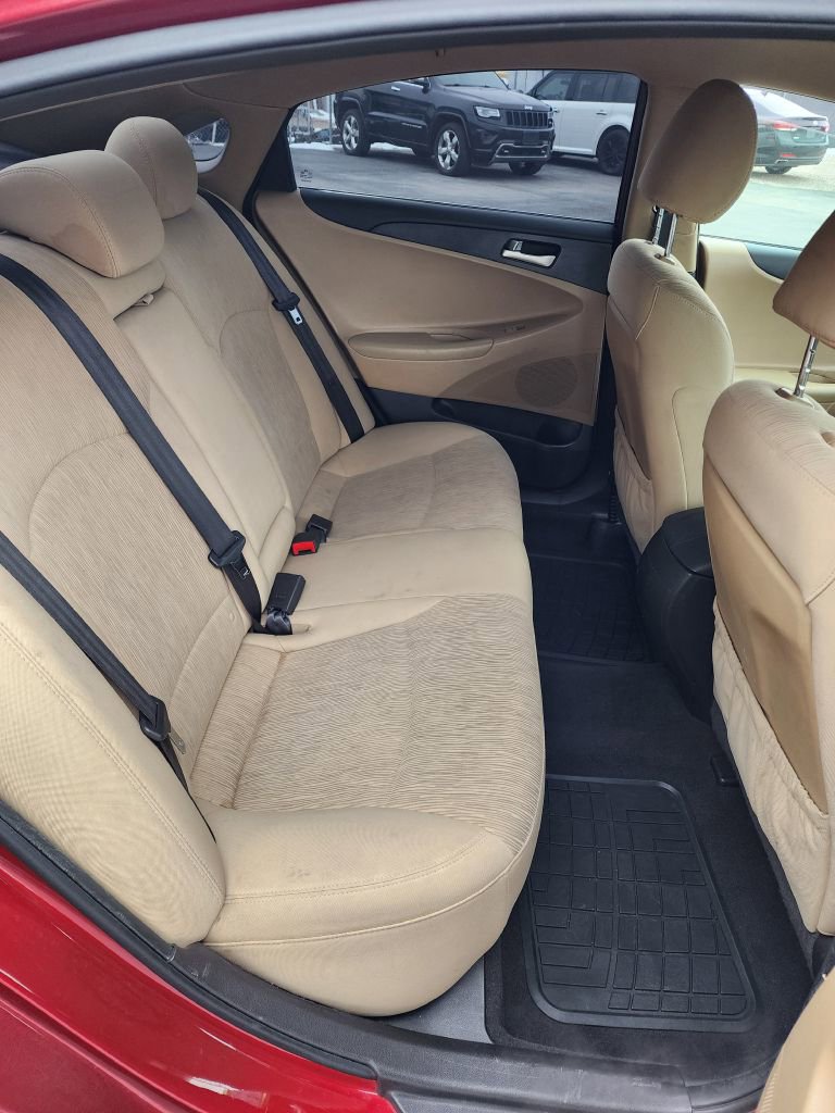 Used 2013 Hyundai Sonata GLS FWD image 6