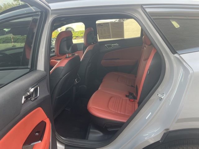 Used 2024 Kia Sportage SX image 31