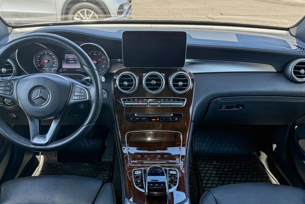 Used 2016 Mercedes-Benz GLC 300 4MATIC image 11