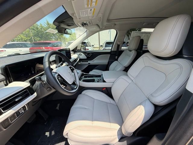New 2025 Lincoln Aviator Reserve w/ Equipment Group 201A image 13