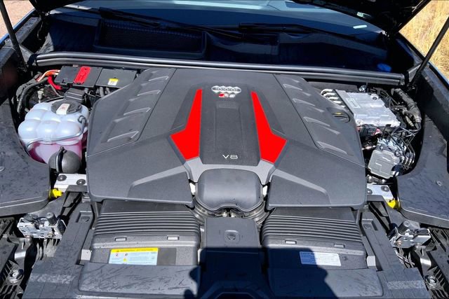 New 2026 Audi RS Q8 performance image 10