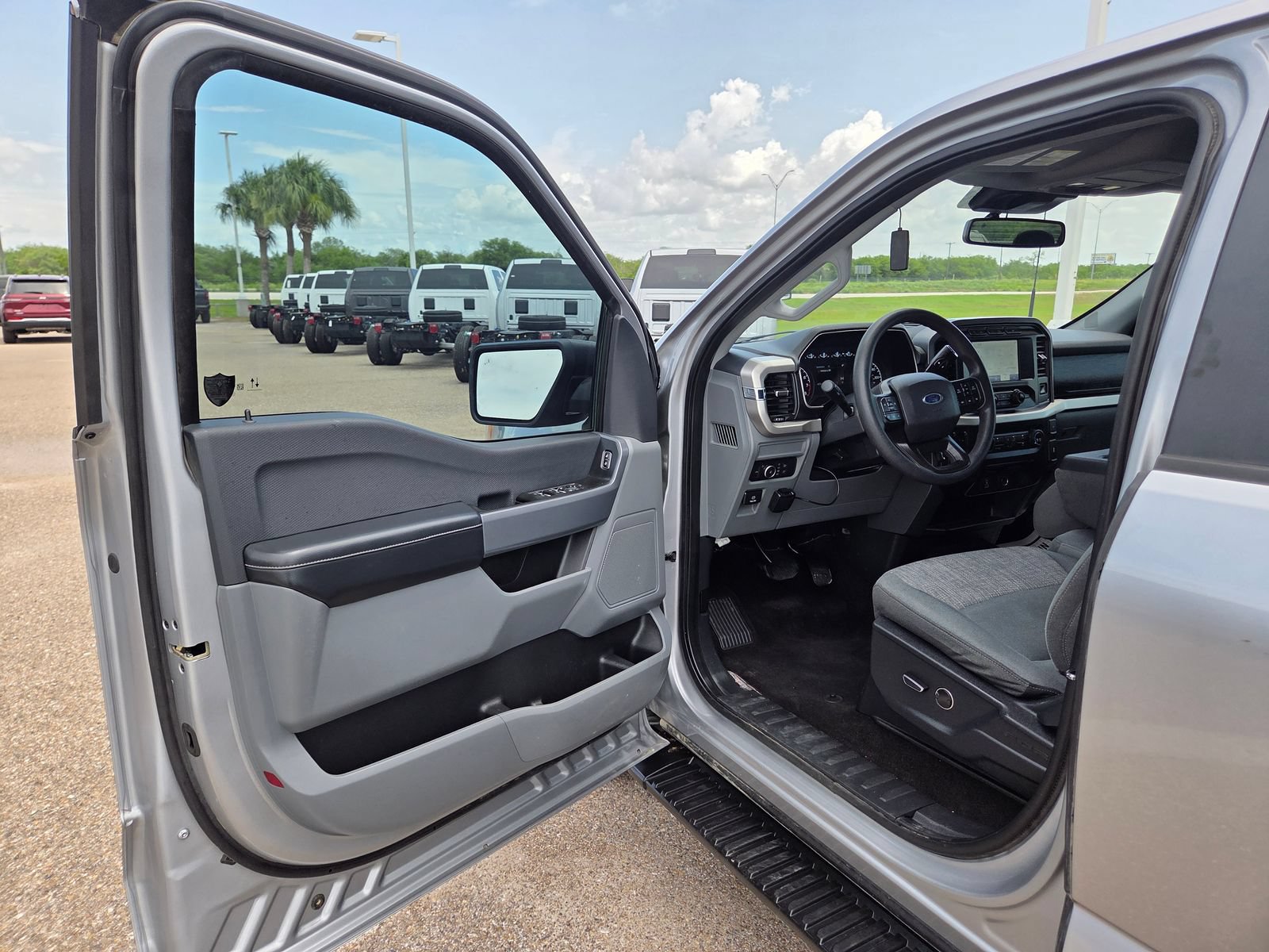 Used 2021 Ford F150 XLT w/ Trailer Tow Package AWD/4WD image 14