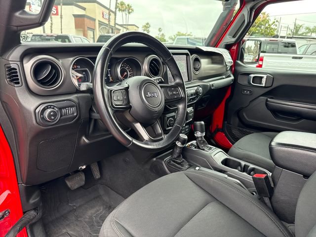 Used 2021 Jeep Gladiator Sport AWD/4WD image 14