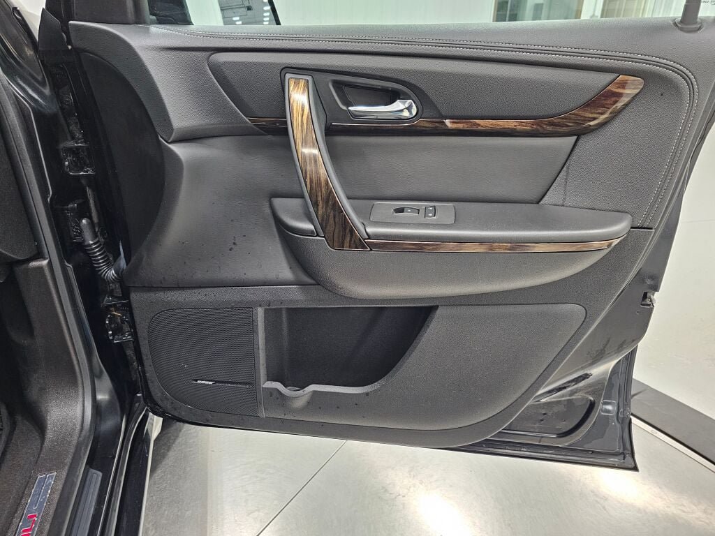 Used 2014 GMC Acadia Denali AWD/4WD image 37