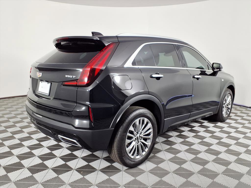 Certified 2024 Cadillac XT4 Premium Luxury image 4