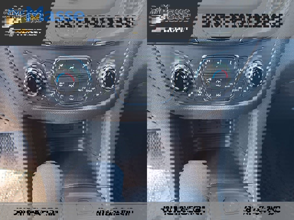 Used 2023 Chevrolet Equinox LT image 14