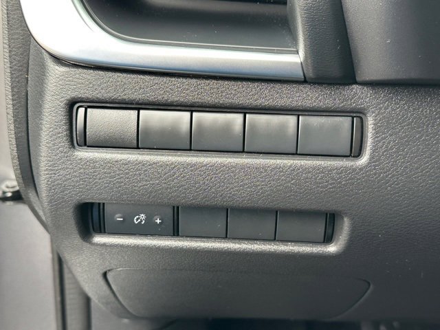 Certified 2021 Nissan Rogue S image 24