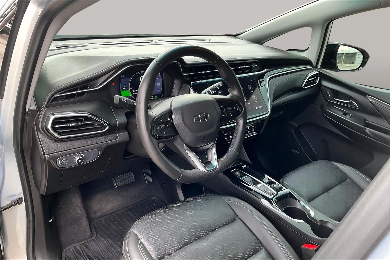 Certified 2023 Chevrolet Bolt LT w/ Infotainment Package FWD image 15