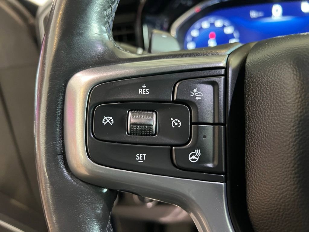 Used 2022 Chevrolet Silverado 1500 LT w/ Z71 Off-Road Package AWD/4WD image 18